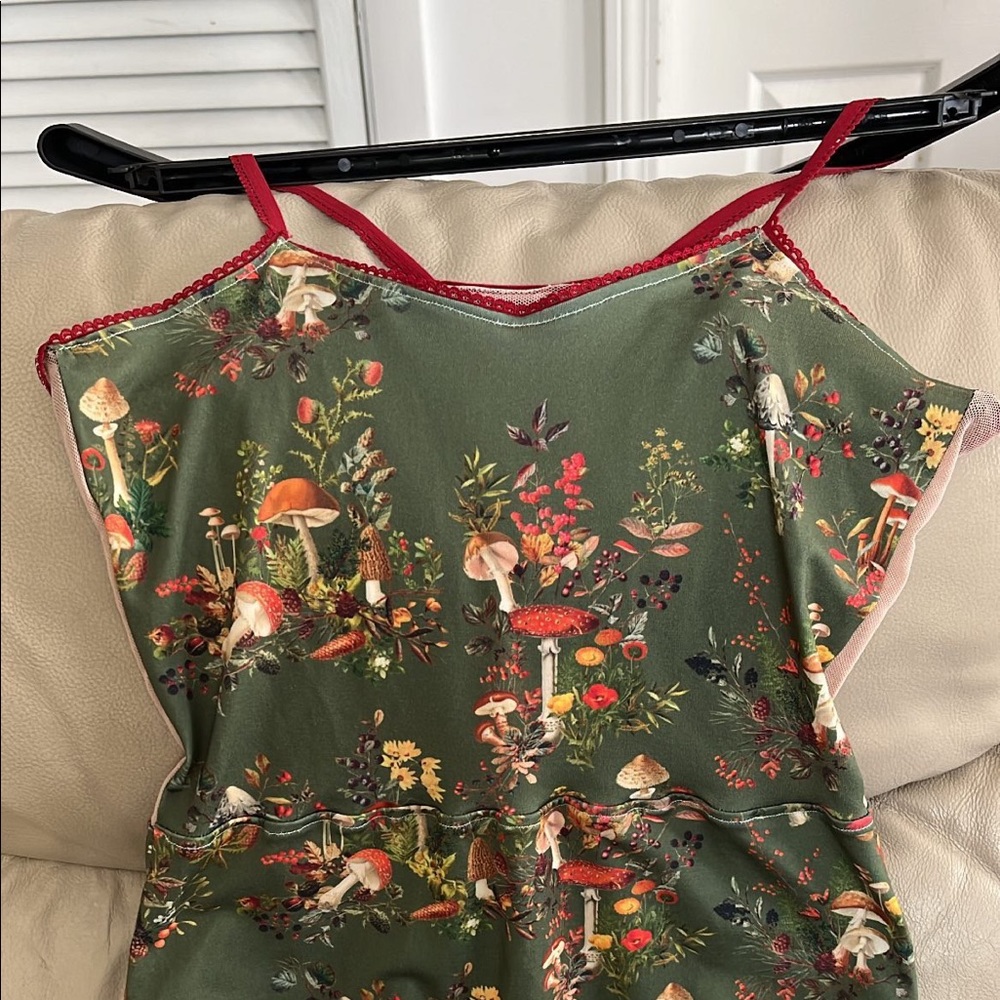 Loverly goods one-piece top size medium